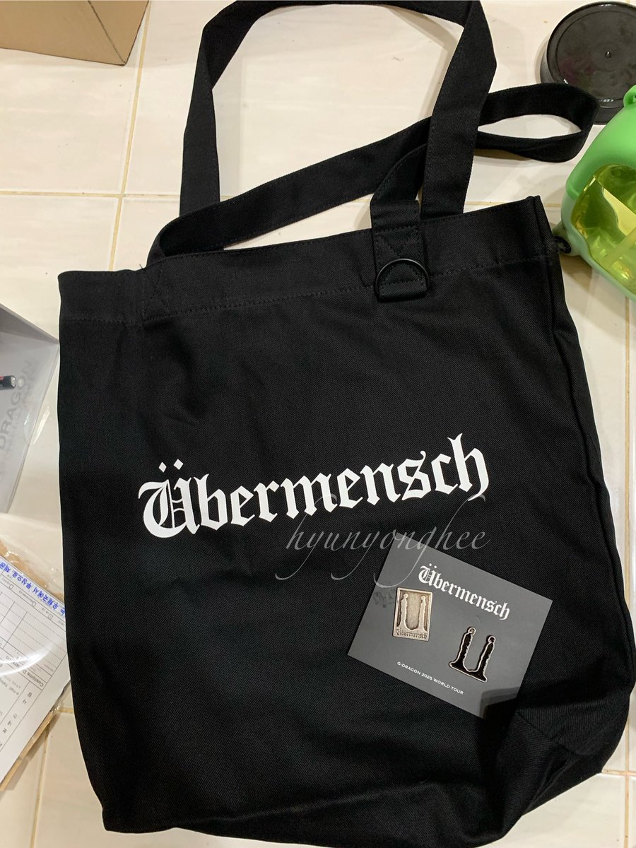 hyunyonghee's tweet image. haritu join saje2 je event diary GD tu. no expectation. lah ttb menang nyahhhh and harini baru dapat hadiahnyaa😭🥺 habis dah luck untuk tahun ni hshshshs