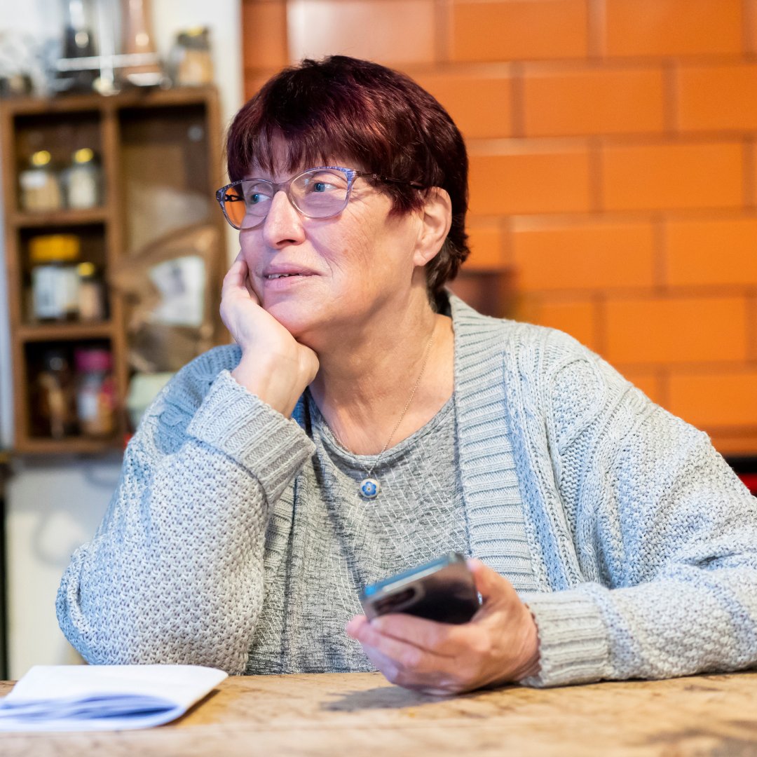 Brain & Spine Foundation (@brainspine) on Twitter photo Whether you need help getting questions together for your next GP appointment or simply need emotional support - we are here for you.
Speak to one of our specialist neuroscience nurses for free. Call 0808 808 1000 (Mon-Fri, 9am - 4pm) or email helpline@brainandspine.org.uk. Whether you need help getting questions together for your next GP appointment or simply need emotional support - we are here for you.
Speak to one of our specialist neuroscience nurses for free. Call 0808 808 1000 (Mon-Fri, 9am - 4pm) or email helpline@brainandspine.org.uk.