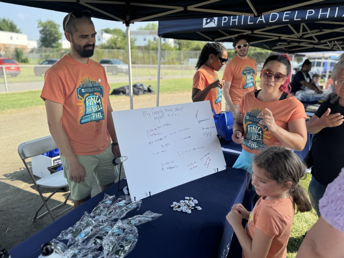 PHLschools's tweet image. It&apos;s always a good time at the George Washington HS bus tour stop! Stop by tomorrow to get a free backpack and everything you need to start the school year st... philasd.org/ringthebell

@ibxfdn @classixphilly @rnbphilly @fundphlschools @xfinity
#SDPBusTour #RingtheBellPHL #PHLed