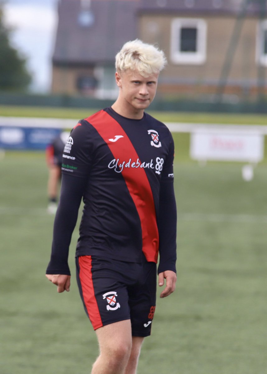 Clydebank FC (@clydebankfc) on Twitter photo Congratulations to teenager Joe Burns who has signed a two year deal with the Bankies after leaving Greenock Morton.
Joe will now link up with West of Scotland Premier Division side Rutherglen <a href="/GlencairnFC/">Rutherglen Glencairn FC</a> on loan as looks to gather first team experience.
Good luck, Joe 💪 Congratulations to teenager Joe Burns who has signed a two year deal with the Bankies after leaving Greenock Morton.
Joe will now link up with West of Scotland Premier Division side Rutherglen <a href="/GlencairnFC/">Rutherglen Glencairn FC</a> on loan as looks to gather first team experience.
Good luck, Joe 💪