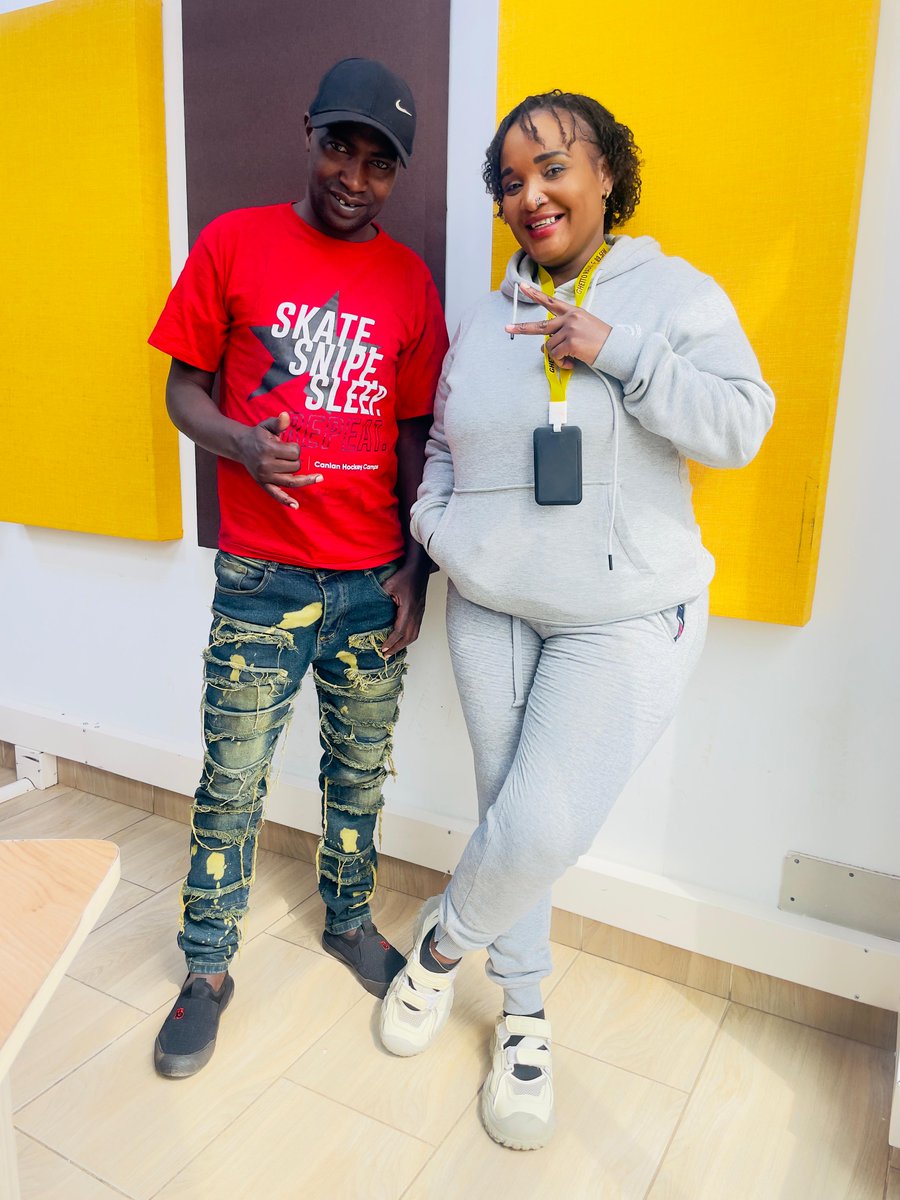 browngal a gal nessa (@browngalnessa) on Twitter photo #Goteana ozza! Ma millionare ni wengi kanairo jos si wani locate asapa <a href="/GhettoRadio895/">Ghetto Radio</a> tuko na <a href="/abonokohdeh/">Bonoko Deh</a> kasongee! #Goteana ozza! Ma millionare ni wengi kanairo jos si wani locate asapa <a href="/GhettoRadio895/">Ghetto Radio</a> tuko na <a href="/abonokohdeh/">Bonoko Deh</a> kasongee!