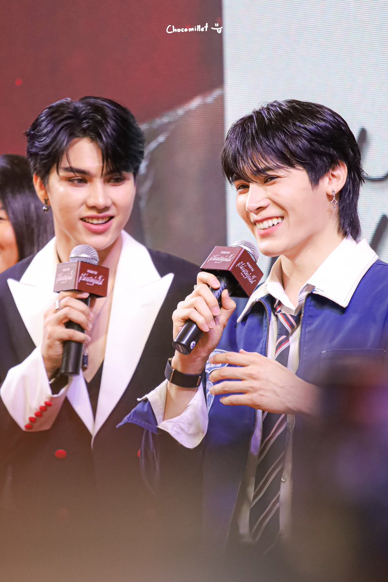 ꒰ chocomillet ꒱ (@chocomillet) on Twitter photo 250805 FortFTS 1st Single
#FORTFTSOnlyYouPressCon
เลือกชุดสีน้ำเงินให้พี่พีทเพราะอยากให้เขาเด่นสุดในงาน😌💙
<a href="/fort_fts/">FortFTS (福福) #มหาสมุทร 🌊</a> <a href="/peatwasu/">peatwasu #ต้องรัก</a>
#FortFTS #ComeFortZon
#Peatwasu #CaptainPeat
#FortPeat #BabyFeat 250805 FortFTS 1st Single
#FORTFTSOnlyYouPressCon
เลือกชุดสีน้ำเงินให้พี่พีทเพราะอยากให้เขาเด่นสุดในงาน😌💙
<a href="/fort_fts/">FortFTS (福福) #มหาสมุทร 🌊</a> <a href="/peatwasu/">peatwasu #ต้องรัก</a>
#FortFTS #ComeFortZon
#Peatwasu #CaptainPeat
#FortPeat #BabyFeat