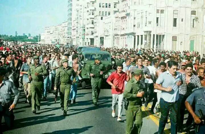 Ing. Lázarojim Campos Martínez (@lazarojimc) on Twitter photo Hoy 5 de agosto recordamos una vez más la valentia del Cmte en Jefe frente aquel grupo de apátridas y alborotadores. Hechos en el cual el demostró que las trincheras de ideas son más fuerte que las trincheras de piedras. <a href="/EloylvarezMart1/">Eloy Álvarez Martínez</a>, <a href="/GelectCuba/">Gelect</a>, <a href="/MindusIndustria/">Ministerio de Industrias de Cuba</a> Hoy 5 de agosto recordamos una vez más la valentia del Cmte en Jefe frente aquel grupo de apátridas y alborotadores. Hechos en el cual el demostró que las trincheras de ideas son más fuerte que las trincheras de piedras. <a href="/EloylvarezMart1/">Eloy Álvarez Martínez</a>, <a href="/GelectCuba/">Gelect</a>, <a href="/MindusIndustria/">Ministerio de Industrias de Cuba</a>