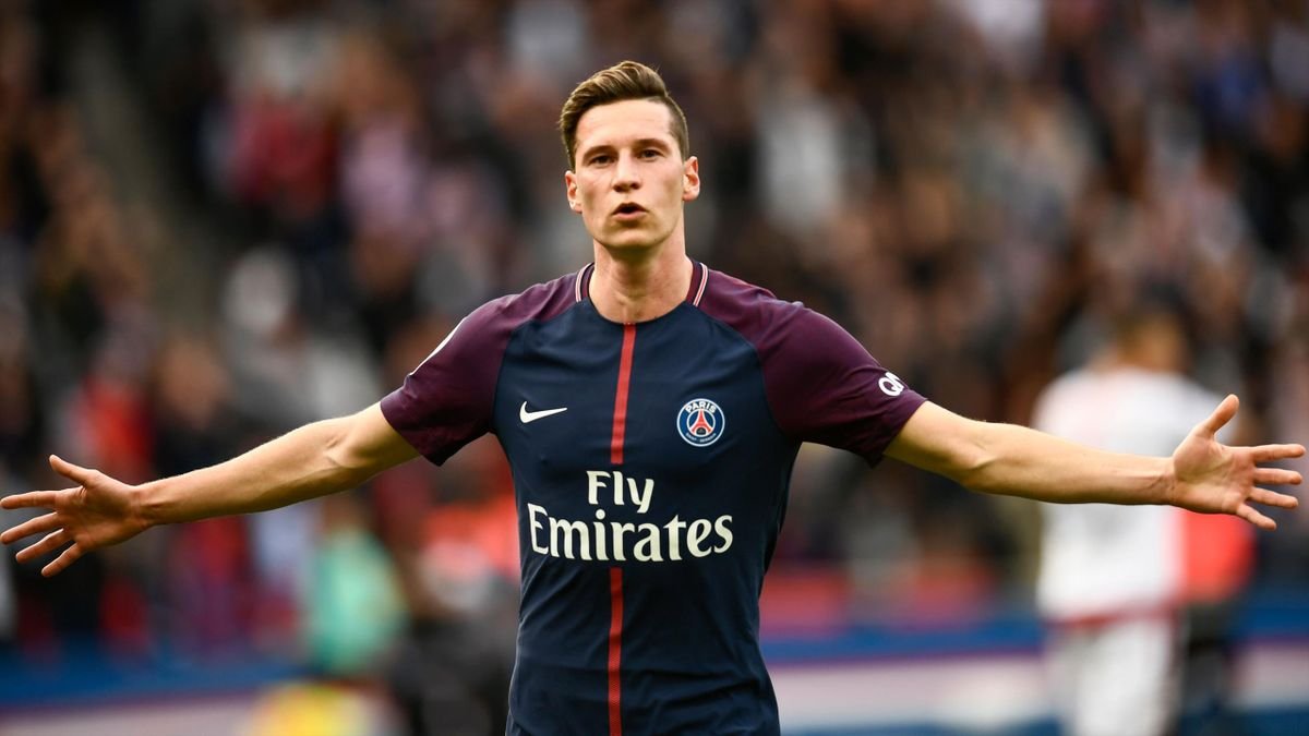 MegaPSG_'s tweet image. 📰🎙️ Julian Draxler 🇩🇪: 

« J'aurais peut-être dû quitter Schalke plus tôt, j'aurais peut-être dû choisir un autre club au lieu de Paris et faire le pas vers l'Angleterre, j'aurais peut-être dû quitter le PSG plus tôt encore. Mais ce ne sont que des spéculations [...]. Je ne…
