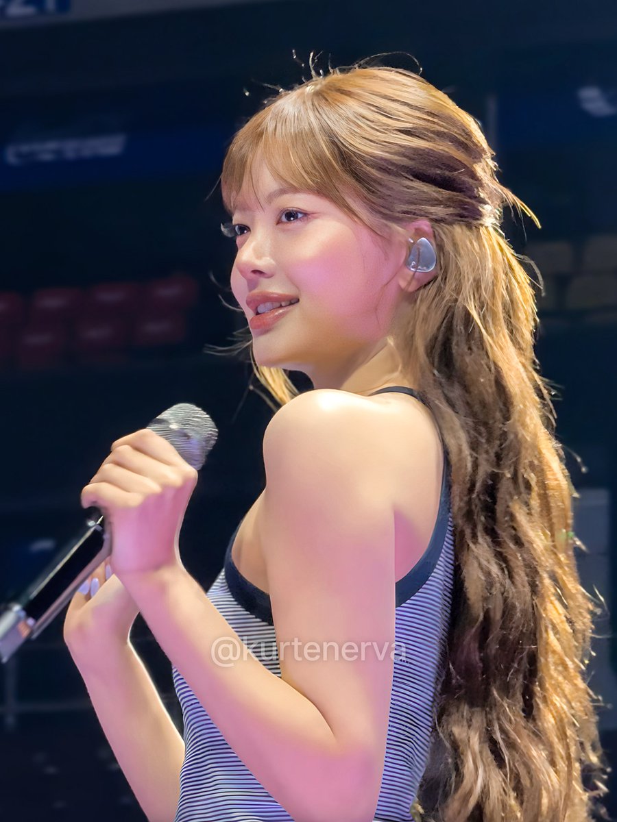eunchae tweet media
