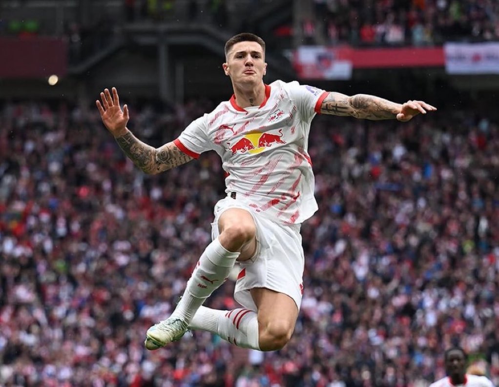 Duke Mtambo (@dukemtambo) on Twitter photo 🔴 Leipzig will accept Man Utd’s bid of €85m total package.
Sesko has already said yes to the move.
The deal will be done. Benjamin Sesko will be a Man Utd player.
Source: <a href="/FabrizioRomano/">Fabrizio Romano</a>
#mufc #Sesko 🔴 Leipzig will accept Man Utd’s bid of €85m total package.
Sesko has already said yes to the move.
The deal will be done. Benjamin Sesko will be a Man Utd player.
Source: <a href="/FabrizioRomano/">Fabrizio Romano</a>
#mufc #Sesko