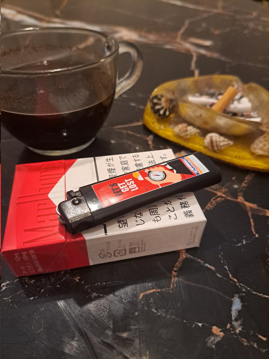 amadrizqi_'s tweet photo. @unmagnetism Marlboro jepang yo enak min https://t.co/u8akdDXeaj