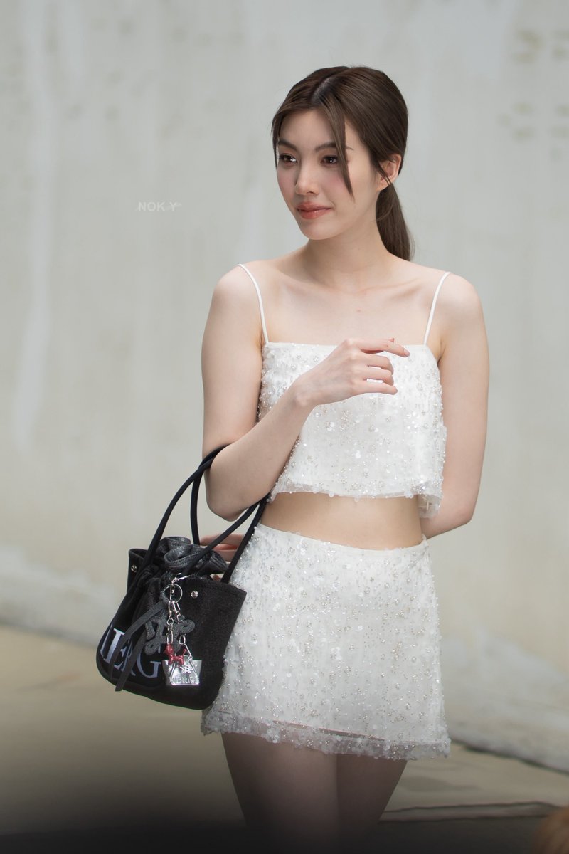 Nok_Y__'s tweet photo. 🤍

#TheEditBox 
#MergeYourWhen 
#MergeFriends 
#MergeADayBag
#ออมกรณ์นภัส 
#OrmKornnaphat https://t.co/aeJmPujcL1