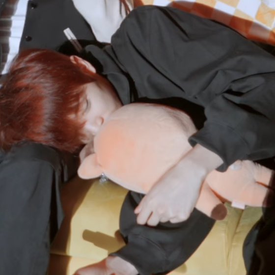 아잇 진짜 못참겟네