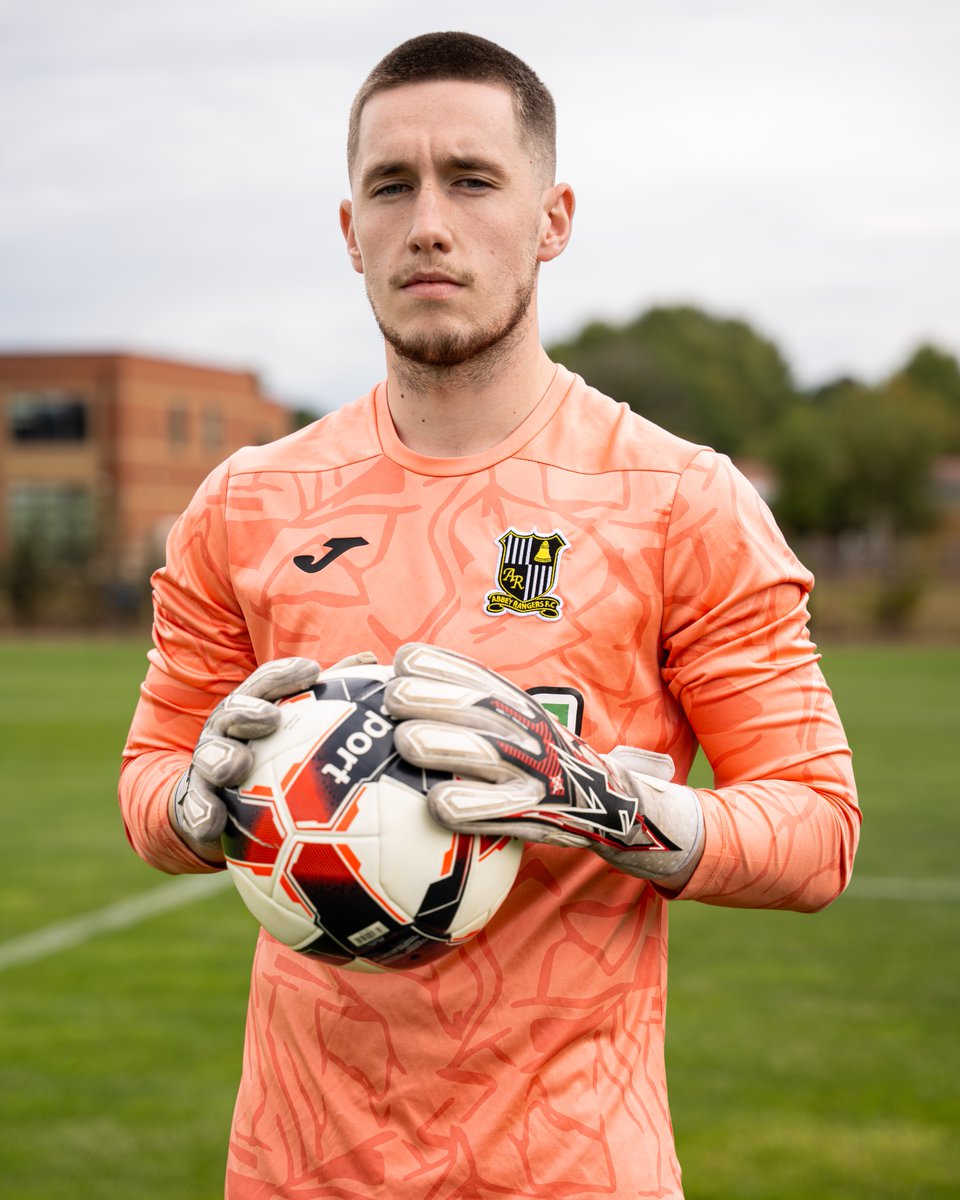 ‼️ New Signing ‼️

Adam Longman

20 year old Goalkeeper, Adam, signs on a dual registration from Met Police. A solid end to pre season and a clean sheet on debut versus Camberley.

Welcome to Abbey, Adam ⚫️⚪️🟡