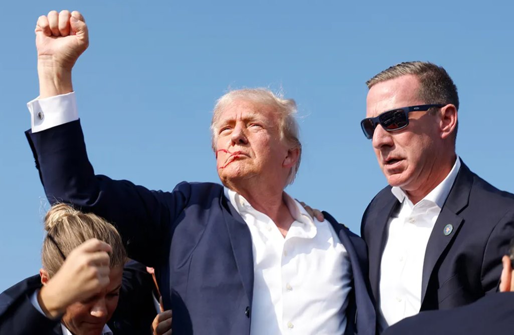 Pr17c5's tweet image. Do you think this was staged?

YES OR NO???