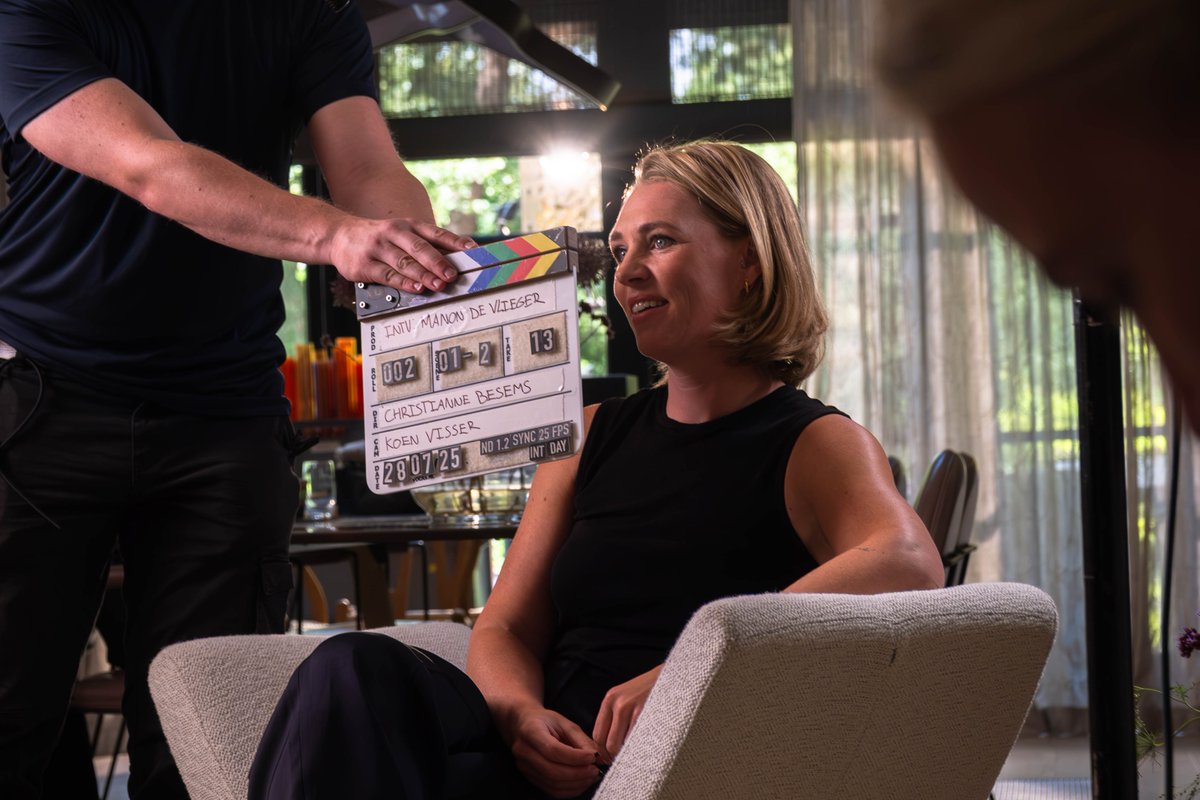 #BehindTheScenes || Manon de Vlieger

Voor Manon, interior en art consultant, produceren we video's die haar visie op ruimte niet alleen vertellen, maar echt laten voelen. We filmden op de plek waar alles samenkomt: één van haar prachtige interieurprojecten.

#wetellstories