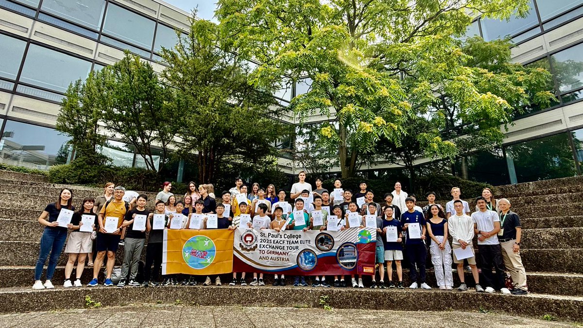 CommonTime_'s tweet photo. #CommonTime, in collaboration with #ACPAF &amp; Albert Einstein Gymnasium, recently hosted an #EmotionalLeadership Workshop for 50+ students

They explored what it means to lead with empathy, collaboration, &amp; emotional awareness

Learn more and contact us via https://t.co/JLGY2TdfNN https://t.co/0fCnjcnNX5