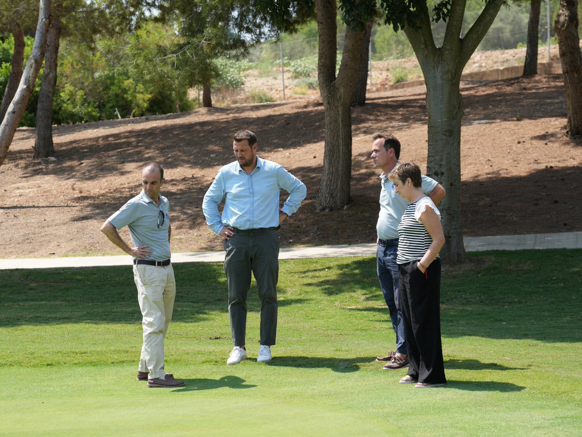 acgcb's tweet image. La Consellera de Turismo, Marian Cano, visitó junto con la ACGCBCV @ElBosqueGolf tras la reconstrucción por los destrozos causados por la DANA.

golfcostablanca.org/la-consellera-…

#ACGCBCV #turismocostablanca #danavalencia #golfcostablanca #costablanca @costablancaorg @fedegolfcv