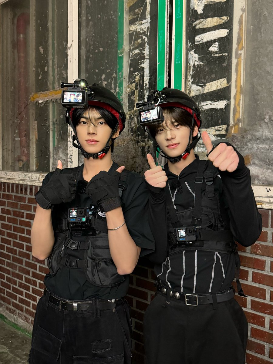 S2__130's tweet image. 그려 잘햇어