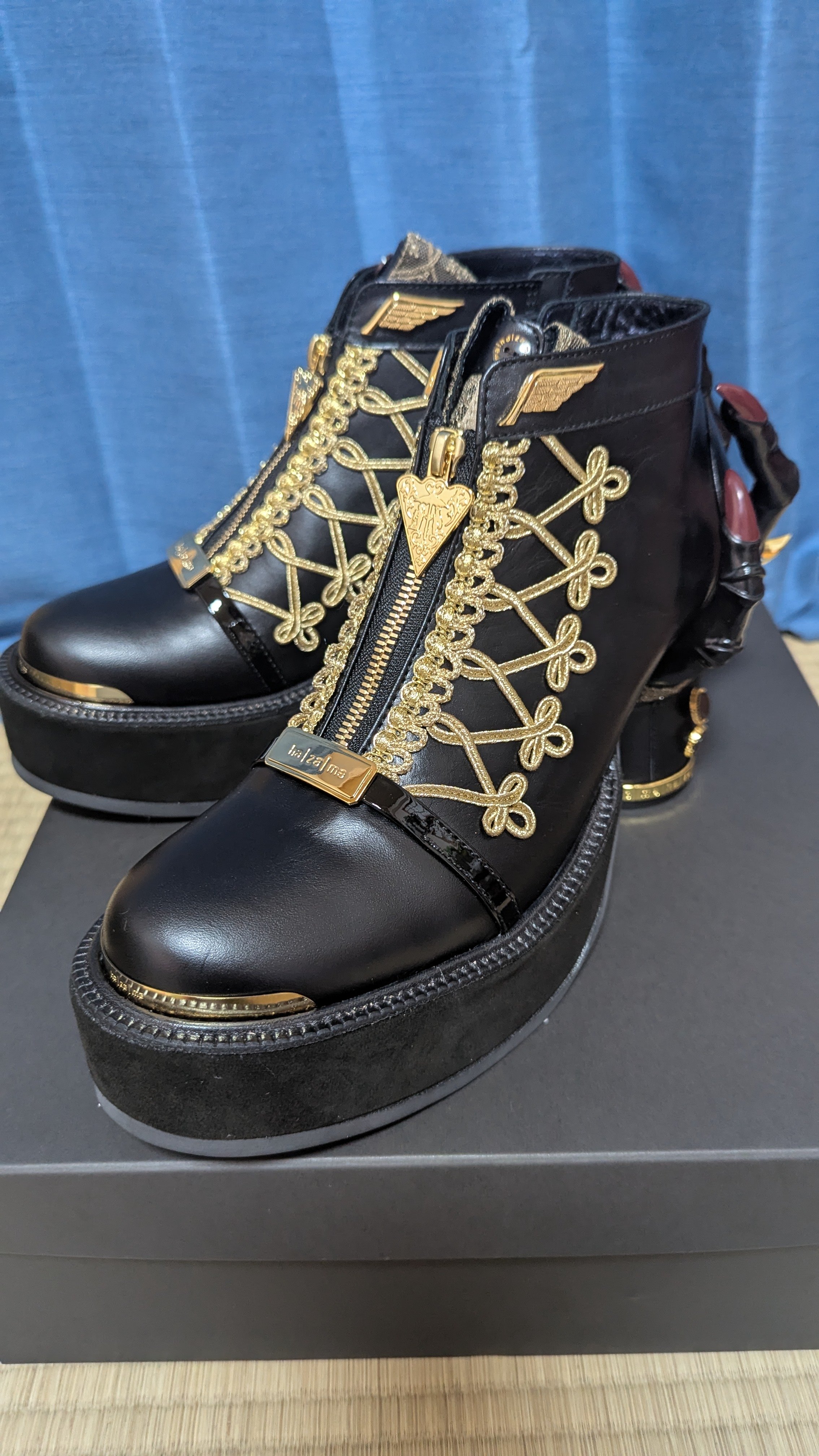 堕ちゆく天命のヒールブーツ black×black