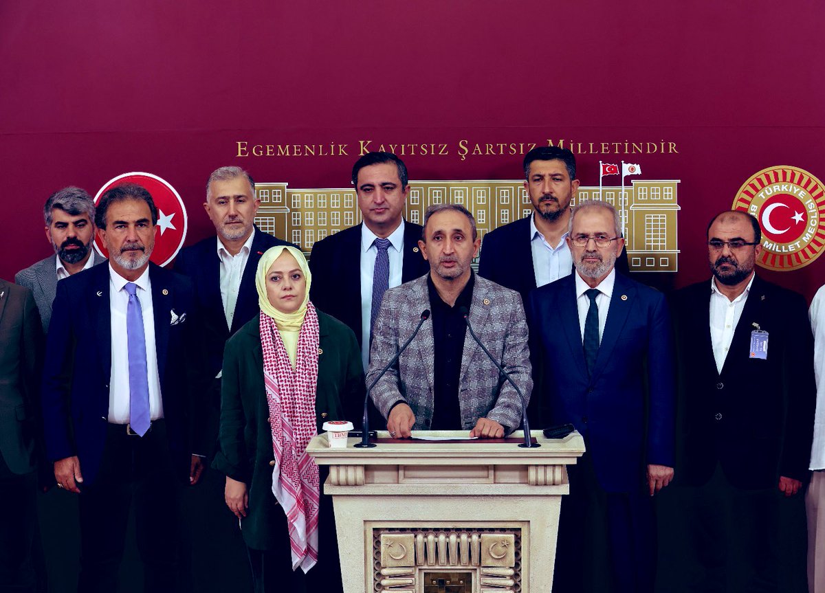 “Anadolu’dan Meclis’e Meclis’ten Gazze’ye” 

çağrımız insanlık felaketinin yaşandığı Gazze’ye İNSANI YARDIM KORİDORU’nun açılması için. 

Gazze’ye aylar sonra en iyi şartlarda günlük ortalama sadece 84 tır girebildi. 

Oysa, Gazze’nin sağlık ve gıda temini için günde en az 600