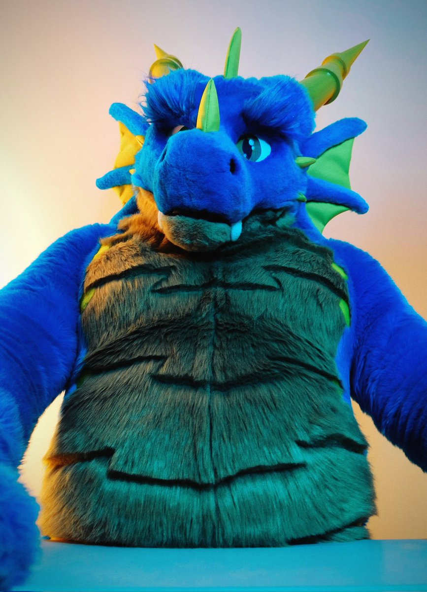 ~"We're going to play with MY RULES, now ! 😈🐉⚡"~
📸 : 💚 <a href="/AurwooCariboo/">Aurwoo Cariboo 🇫🇷🦌</a> and <a href="/Orynthedragon/">Oryn - FBL13</a> 💜
#tummytuesday #tummy #dragon