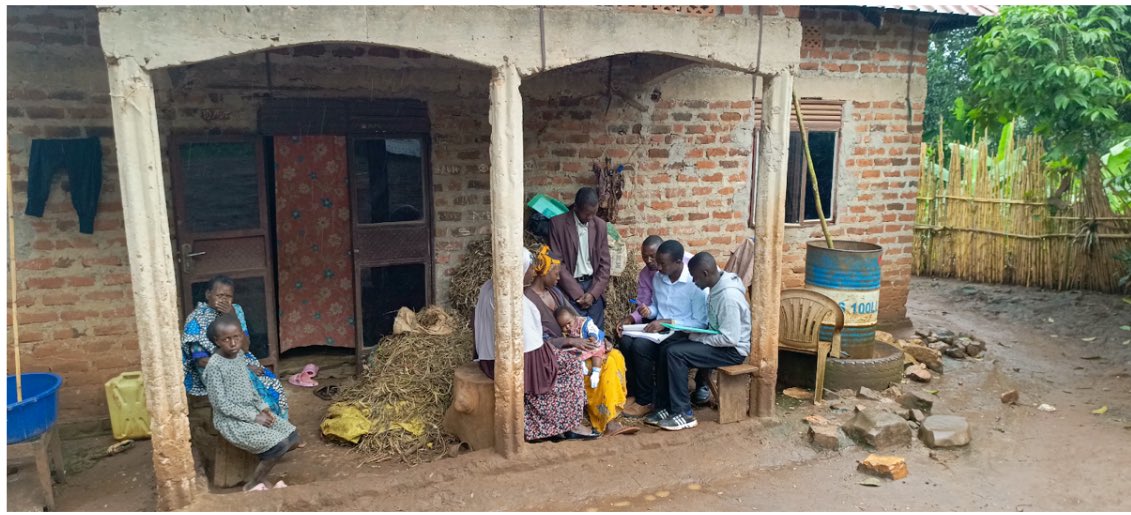 As part of the #BLOOMProject, we carry out regular home visits to families with children and young mothers living with HIV.
These visits help us provide direct support, follow up on treatment adherence, offer counseling, and respond to the unique needs of each family.
<a href="/Aidsfonds/">Aidsfonds</a>