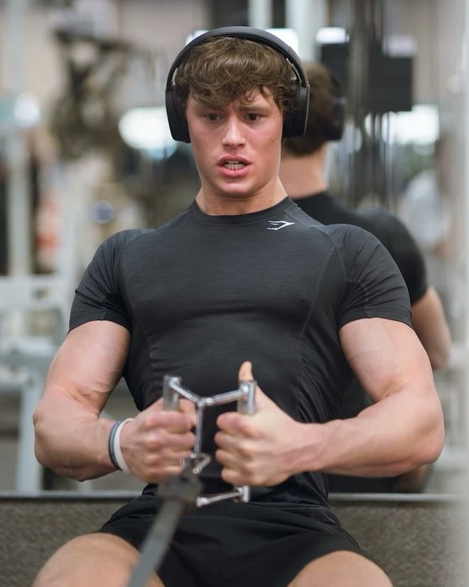 Cayden Cole (@caydenc0le) on Twitter photo While I wait and figure out what's happening after that #1 contender's match in <a href="/ZionWrestleRP/">𝐙𝐈𝐎𝐍 𝐖𝐑𝐄𝐒𝐓𝐋𝐈𝐍𝐆.</a>, gonna keep getting my reps in.
Let's go! While I wait and figure out what's happening after that #1 contender's match in <a href="/ZionWrestleRP/">𝐙𝐈𝐎𝐍 𝐖𝐑𝐄𝐒𝐓𝐋𝐈𝐍𝐆.</a>, gonna keep getting my reps in.
Let's go!