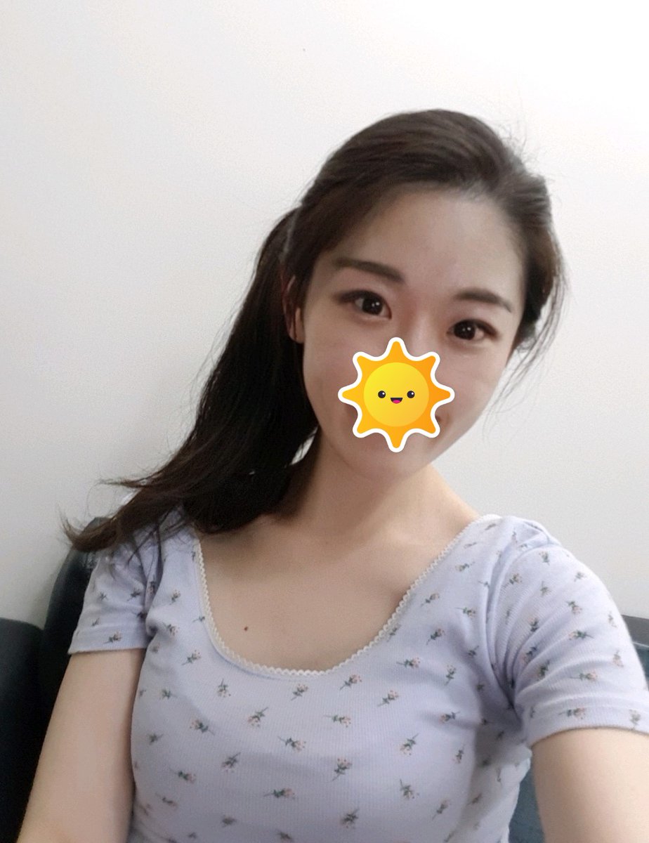 포니 테일에 환장한 친구가 있어서 기껏 해줬더니, 이게 아니란다!! 안해! 안 해 줄거야. 이제!! 
내일은 돌아 가는 날이네...휴가는 정말이지 짧다 짧아. 
비 오지마!!