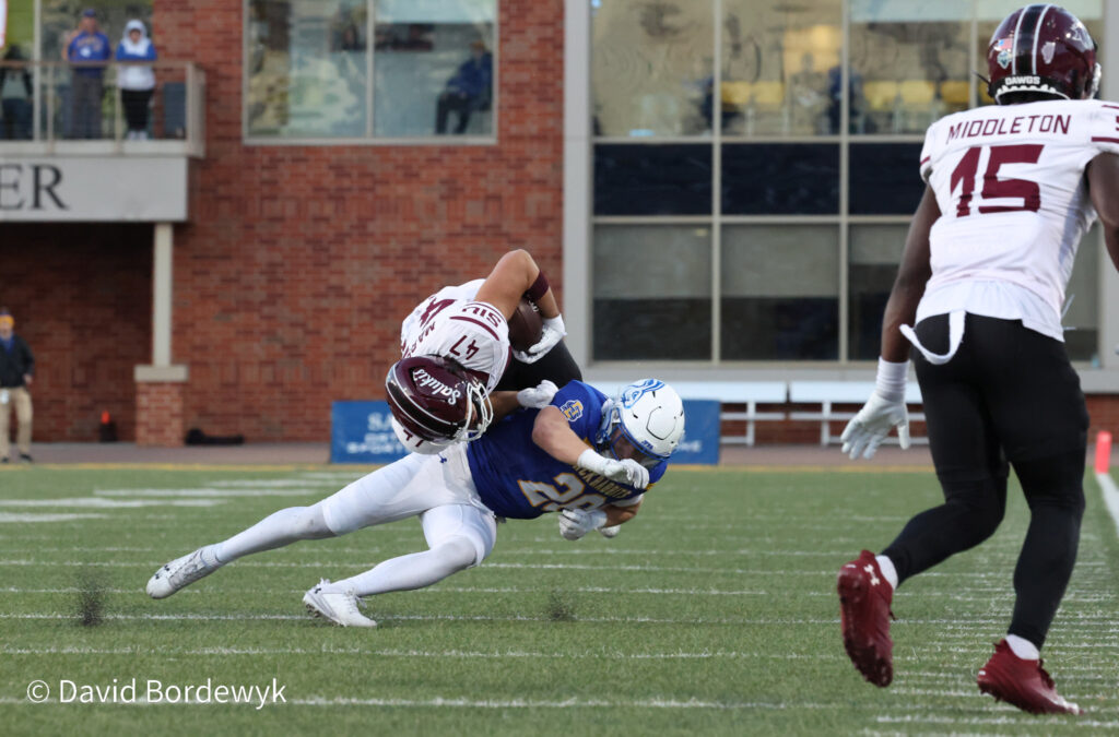 Today we move back in the defense to the always stacked linebacker room.  The names are different this year but this group oozes with athleticism and talent.  I'm excited to see them get their shot in 2025! #GoJacks

jackrabbitillustrated.com/2025-position-…
