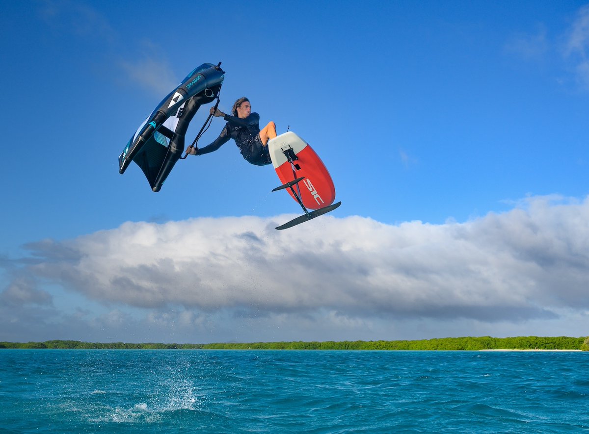 sic_maui's tweet photo. The Raptor foil board / wing combo will take your foiling to new heights… just ask Terence Clappers 😜
#SICMaui #SICfoil #wingfoiling #BoundByWater https://t.co/92Dpcsrl1t