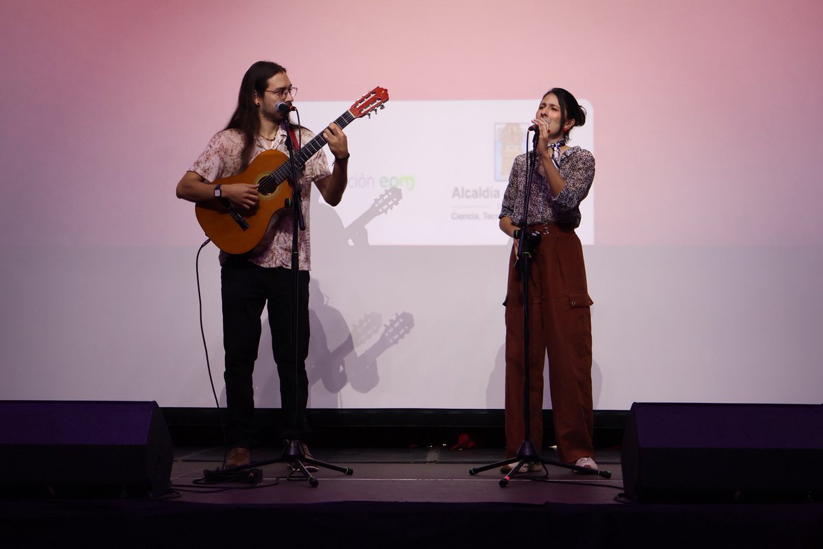 ¡Así comenzó el Social Fest 2025 en Medellín! 🙌

Una jornada poderosa donde más de 250 personas nos reunimos para impulsar el cambio social desde la colaboración, el conocimiento y la acción colectiva. 🧵