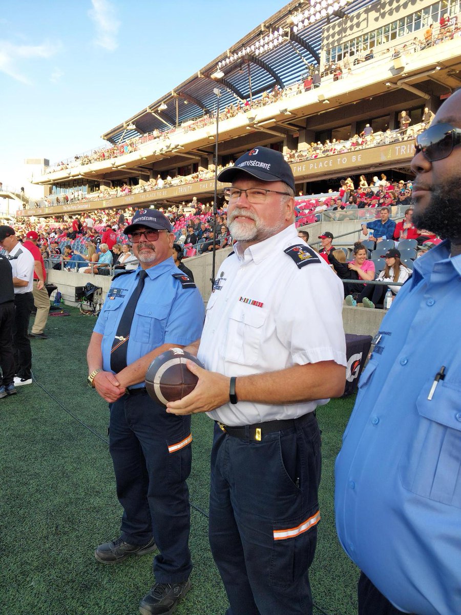 Commissionaires Ottawa (@CmresOttawa) (@cmresottawa) on Twitter photo 🎖️ Nominate a #veteran for a once-in-a-lifetime honour at a <a href="/REDBLACKS/">Ottawa REDBLACKS</a> 🏈 home game
They’ll receive:
✔️ Custom jersey
✔️ Game ball delivery
✔️ Gameday recognition
✔️ 4 tickets
The #SalutetoService site is LIVE — nominate now
👉 pulse.ly/rjnscge2e0
#CommissionairesOttawa 🎖️ Nominate a #veteran for a once-in-a-lifetime honour at a <a href="/REDBLACKS/">Ottawa REDBLACKS</a> 🏈 home game
They’ll receive:
✔️ Custom jersey
✔️ Game ball delivery
✔️ Gameday recognition
✔️ 4 tickets
The #SalutetoService site is LIVE — nominate now
👉 pulse.ly/rjnscge2e0
#CommissionairesOttawa