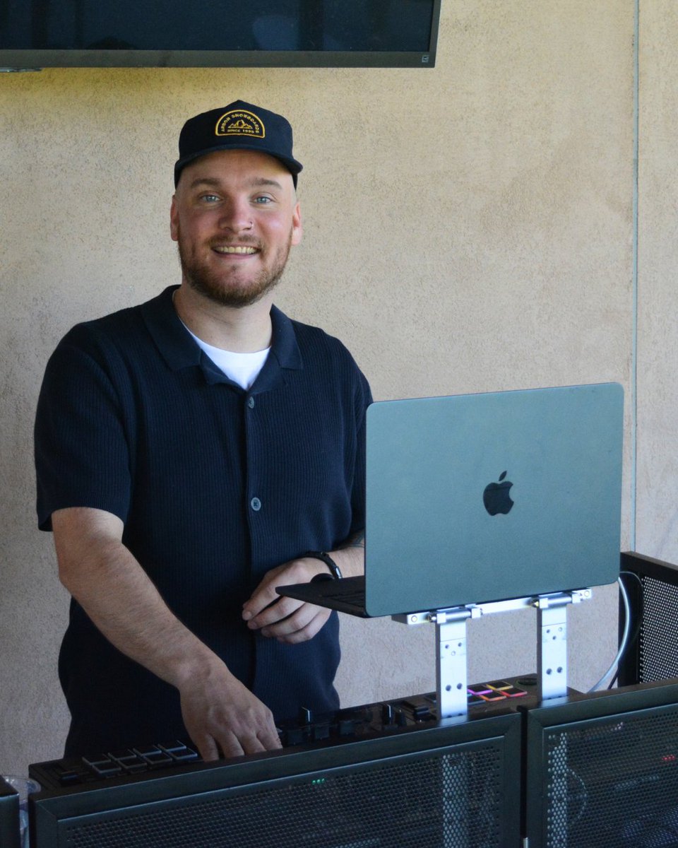 stcgcc's tweet image. SUNSET SUCCESS!  
Dynamic Entertainment kept our patio buzzing last Friday 🎶  
Drinks flowed, golfers stayed, and the vibes were 💯.  
More events coming soon…