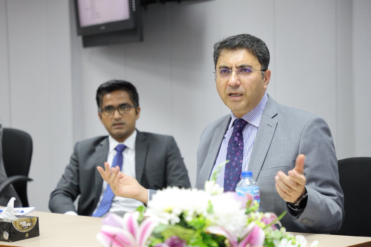 PIDEpk's tweet image. Shaping the Future: PIDE Reviews 3-Year Rolling Research Plan
Vice Chancellor Dr. Nadeem Javaid (SI) convened a meeting with the Directors of PIDE’s Research Centers, their teams, and Deans to critically review and align the Three-Year Rolling Research Plan.
Each Director…