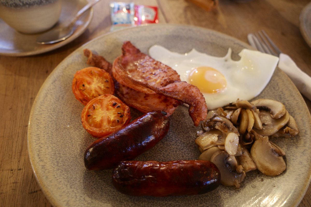 シリーズ朝ごはん
🇪🇸🇪🇸🇫🇷🇬🇧
スペインのクロワッサン美味しかった~