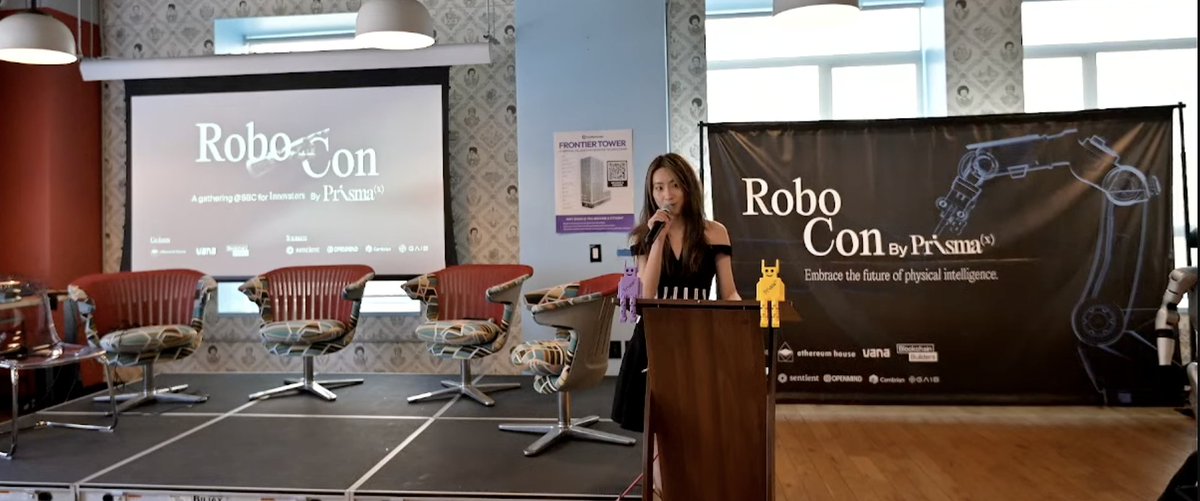 RoboCon_AI's tweet image. Robocon is officially underway! 

If you couldn&apos;t make it, no worries, you can watch it live here 👇

youtube.com/live/3tOSyi16i…
