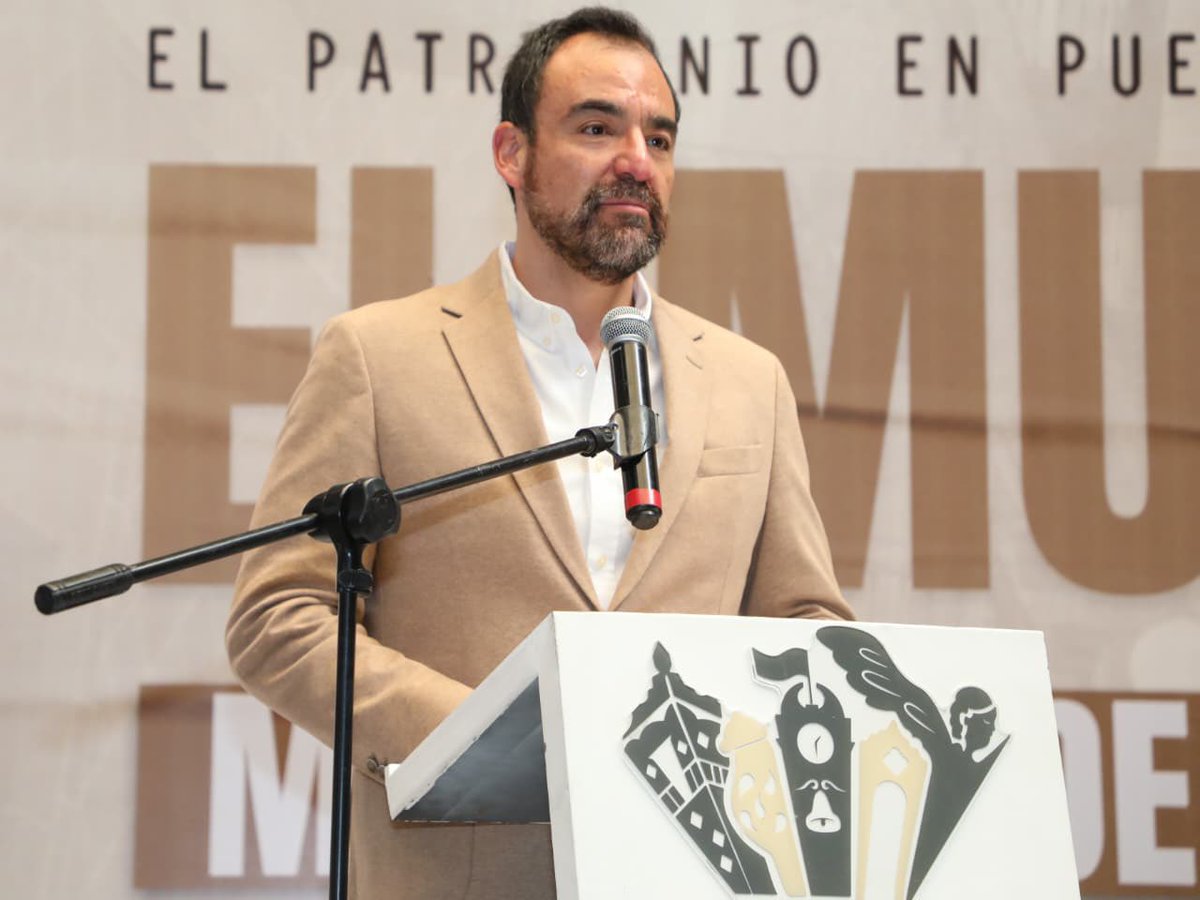 Ayuntamiento de Puebla (@pueblaayto) on Twitter photo 📍Hoy el Presidente <a href="/pepechedrauimx/">Pepe Chedraui 🇲🇽</a> presentó, desde el Palacio Municipal, la audioguía "La Ciudad como Museo”. 🏛️
Una nueva herramienta que permitirá redescubrir el Centro Histórico y fortalecer el vínculo con nuestro patrimonio. 🙌
#LaCapitalImparable🪽 se vive en cada rincón. 📍Hoy el Presidente <a href="/pepechedrauimx/">Pepe Chedraui 🇲🇽</a> presentó, desde el Palacio Municipal, la audioguía "La Ciudad como Museo”. 🏛️
Una nueva herramienta que permitirá redescubrir el Centro Histórico y fortalecer el vínculo con nuestro patrimonio. 🙌
#LaCapitalImparable🪽 se vive en cada rincón.