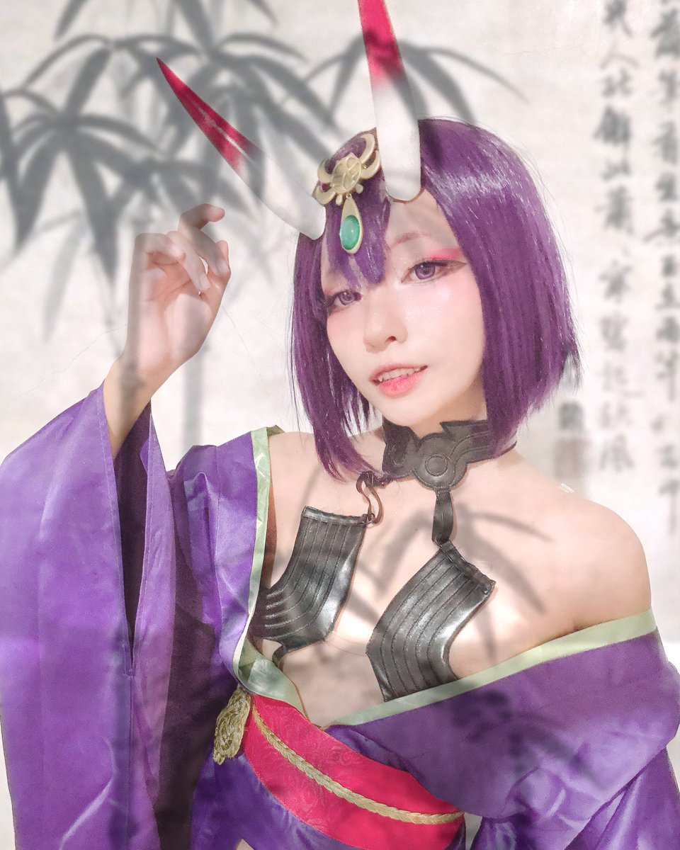 Mikkitty tweet media