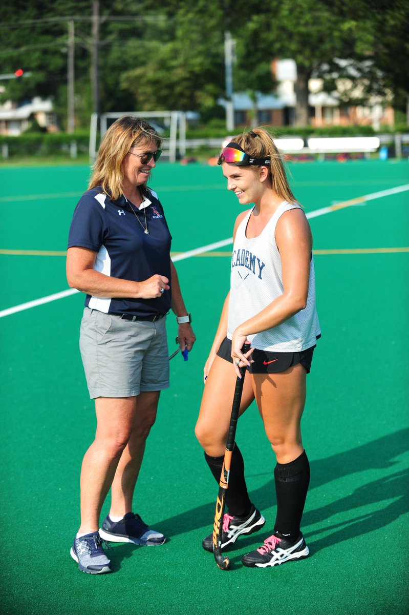 Congratulations on your induction into the <a href="/NFHCA/">NFHCA</a> Hall of Fame! 🐐 🔥