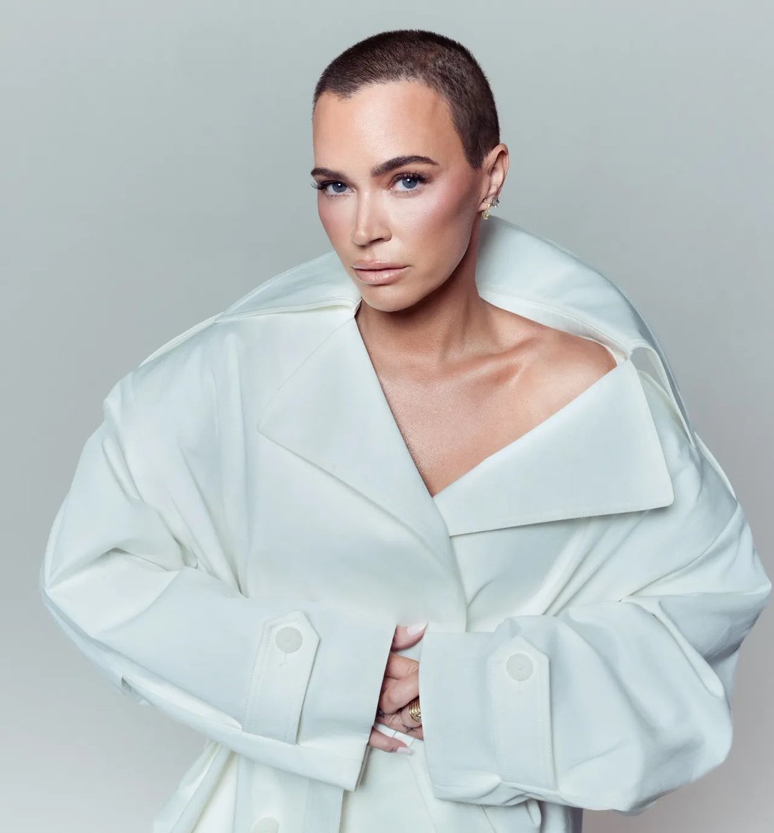 Teddi Mellencamp, cancer was not your payback or karma. It’s not a punishment, and you did not deserve it. ❤️❤️ In time, once you’re able to reflect with clarity, you’ll see it was never your karma. Stay strong until then. You got this.