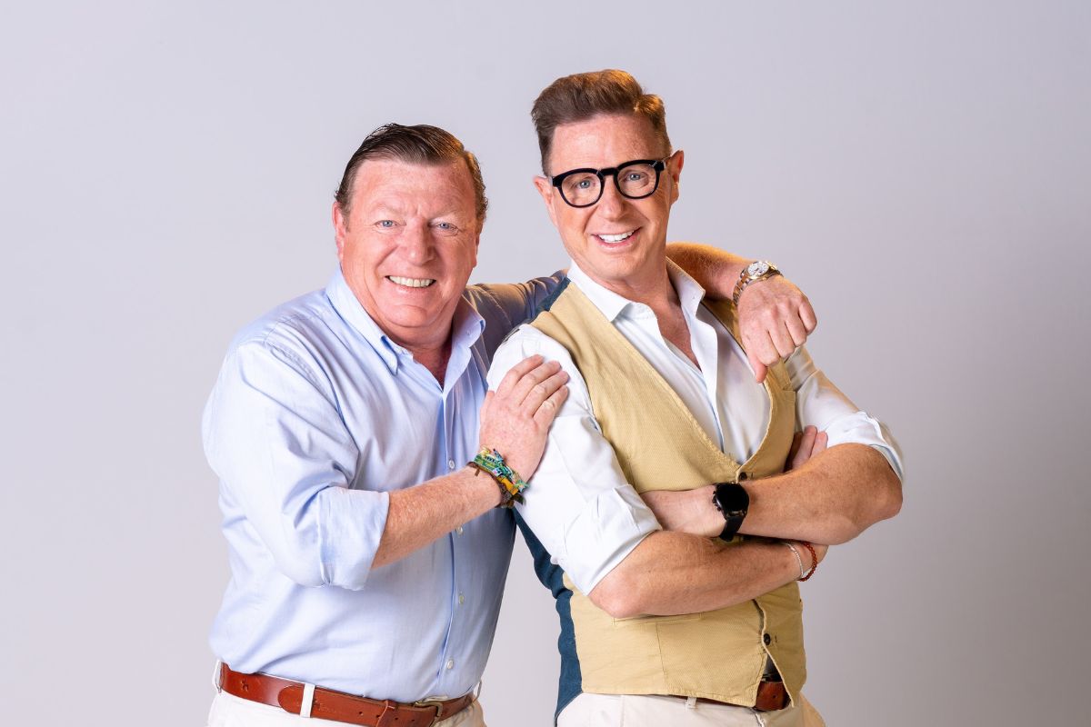 ¡<a href="/losmorancos/">Jorge y Cesar</a> vuelven a #ElBatel con su show más divertido! Jorge y César Cadaval traen una versión renovada de ‘Bis a Bis’, el espectáculo que ha hecho reír a miles de personas.
¡Date prisa! ¡No te quedes sin tu entrada!
🟠29 septiembre
🎫 ow.ly/f5rt50V8anU
#Cartagena