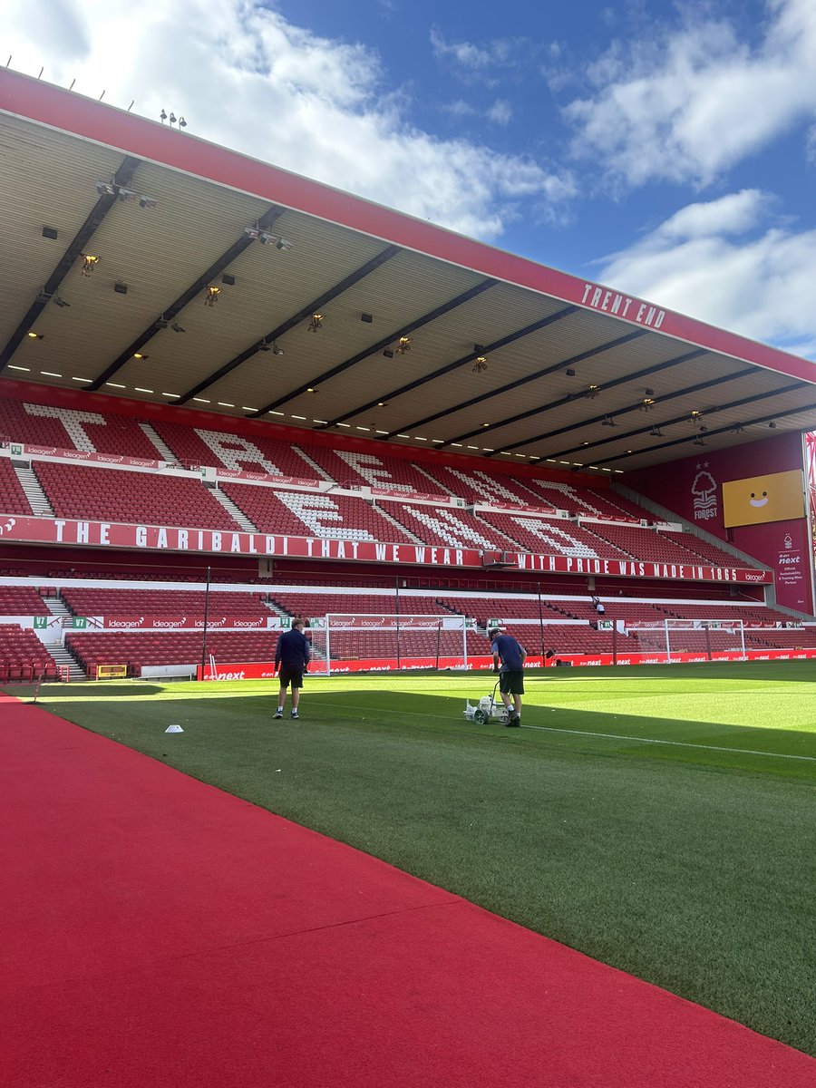 The #NFFC carpet is ready for this evenings game <a href="/acffiorentina/">ACF Fiorentina</a> ⚽️

#COYR