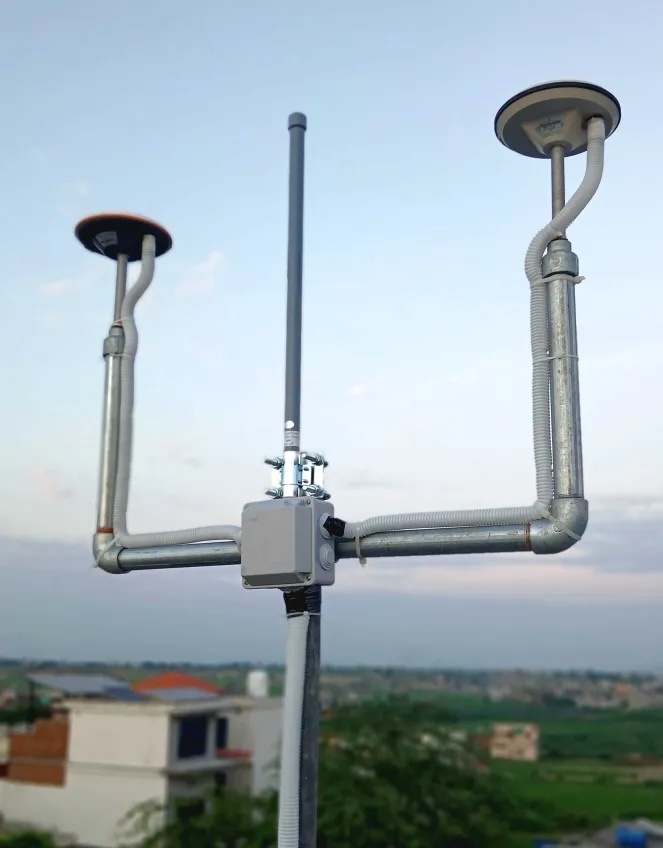 HeliumDeploy ☁️ (@heliumdeploy) on Twitter photo Check out <a href="/MiningRaptor/">Raptor Mining</a> triple install 👀 Featuring <a href="/GEODNET_/">GEODNET</a>, <a href="/wingbits/">wingbits</a>, and <a href="/onocoyRTK/">onocoy Association</a> for maximum rewards. Question: Do you run Geodnet with Onocoy? Leave it in the comments 👇 Check out <a href="/MiningRaptor/">Raptor Mining</a> triple install 👀 Featuring <a href="/GEODNET_/">GEODNET</a>, <a href="/wingbits/">wingbits</a>, and <a href="/onocoyRTK/">onocoy Association</a> for maximum rewards. Question: Do you run Geodnet with Onocoy? Leave it in the comments 👇