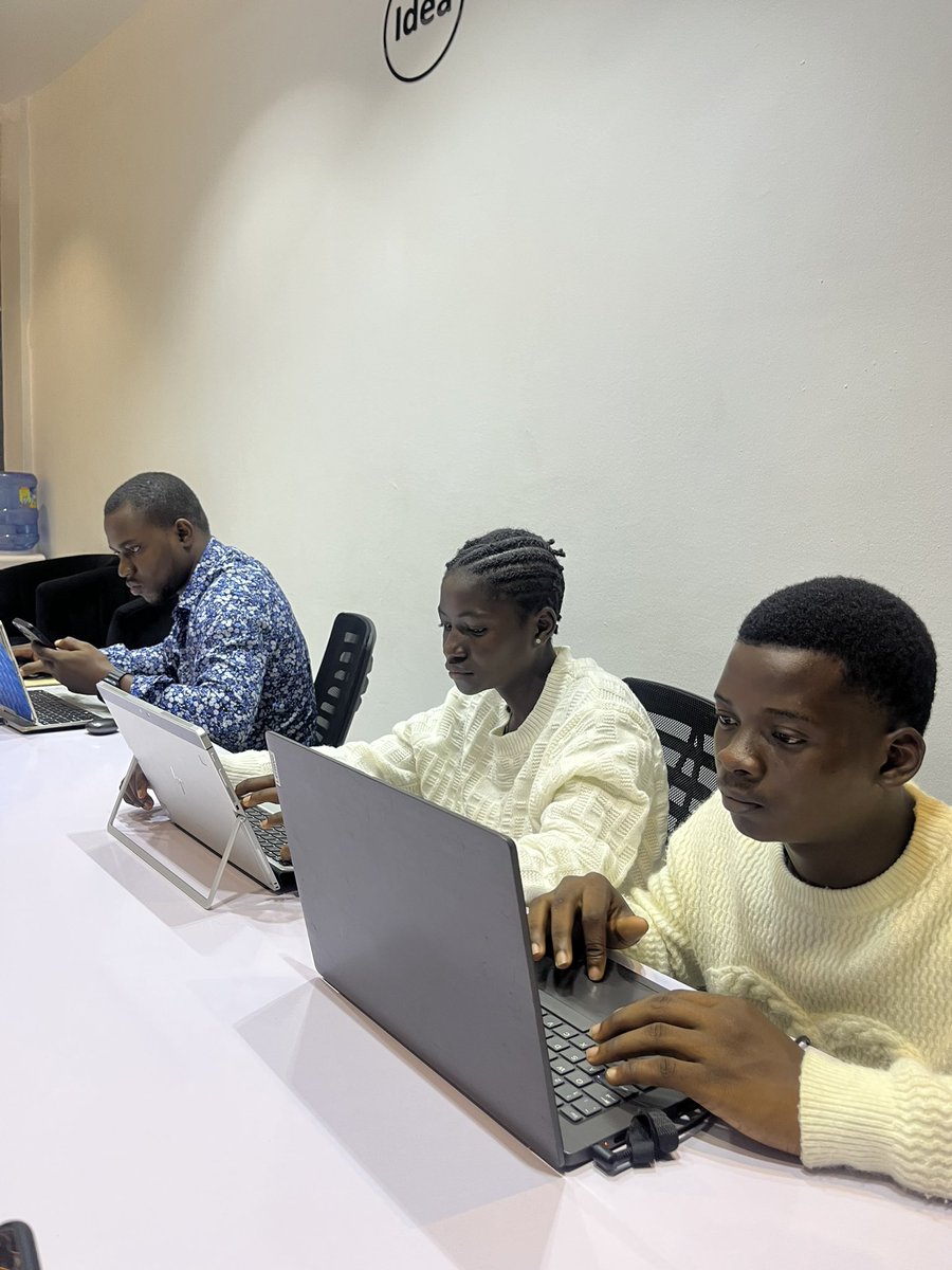 LexisDev's tweet image. Crown the Future
#lexisdevelopment #fyp #explore #viral  #bb27 #大きく輝け篠塚大輝