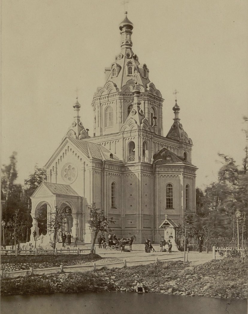 Старое фото. Петербург. Выборгская набережная. Церковь Св. Николая Чудотворца. 1871–1874 гг. 
Автор фото: Бианки Иван Карлович.
Разрушена в 1930-м году.