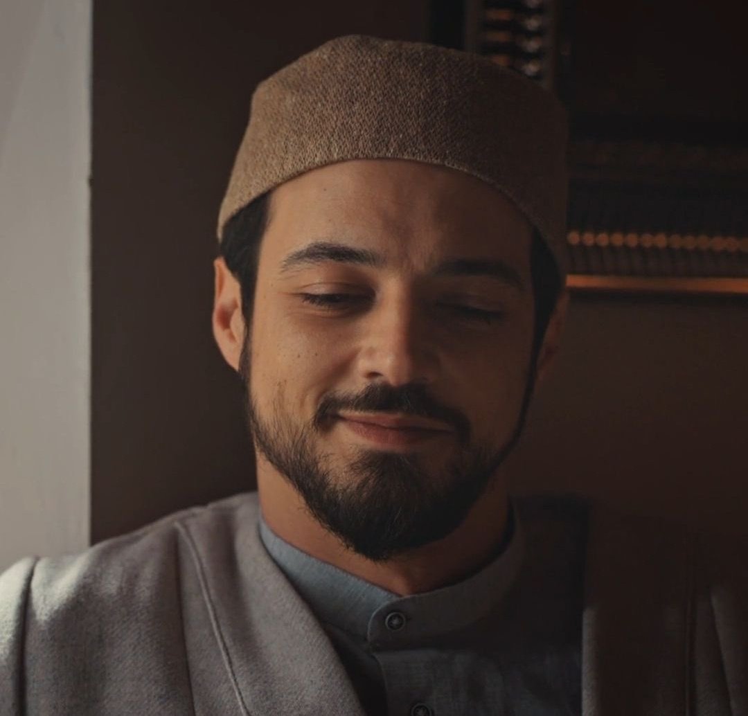 #BurakDakak : Selçuklu Sultanı 2.Gıyaseddin
#MertYazıcıoğlu : Osmanlı Padişahı Orhan Bey