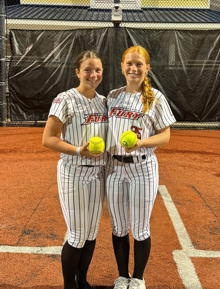 💣 BOMB SQUAD ALERT 💣 
Congratulations to Lauren Foltz and Lacie Donovan on their home runs in our final tournament of the season, The East Coast Summer Nationals. 
Way to finish strong ladies!! 💥 🔥 
#bombsquad