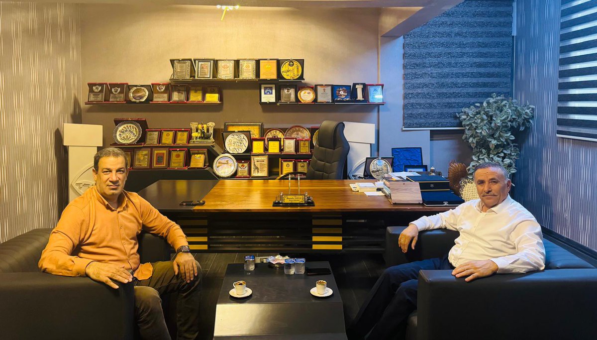 Şanlıurfa Eski İl Genel Meclisi Başkanı Mustafa Yavuz'u ziyaret ettik. 

Nazik ev sahipliği ve samimi sohbetlerinden ötürü teşekkür ederim.