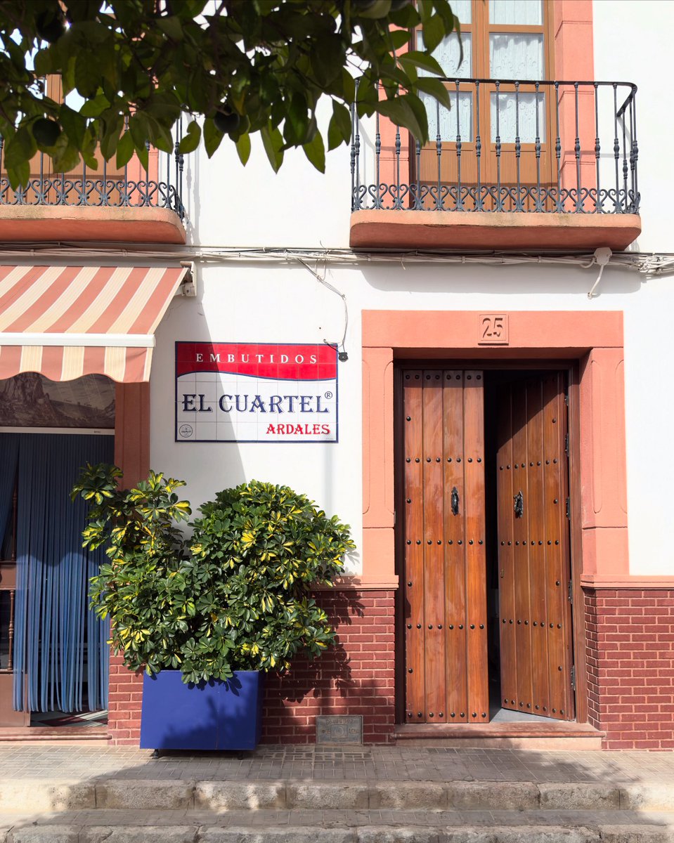 Predivne ulice Andaluzije. 
instagram.com/p/DM-8QgUsbNi/…
#spain #visitspain #Andalucia #TravelTips