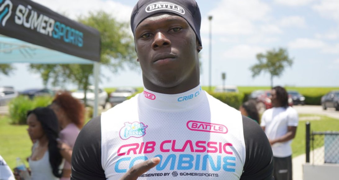 ACC and Big 12 teams getting an early jump on dynamic two-way athlete <a href="/meshi_dobson18/">Meshi Dobson</a>.

“We just talk about football and family.”

More from <a href="/Rivals/">Rivals</a> here 
on3.com/rivals/news/tw…