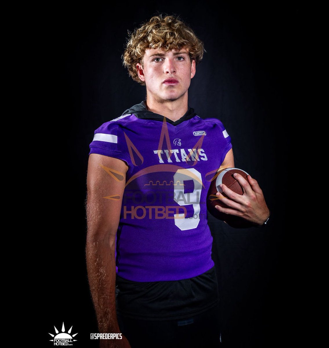 Media day photo of my favorite QB  <a href="/qb_zac/">Zachary ‘Zac’ Katz QB ‘27</a> 💤 #ZK9  #TNT #TrueNorth  thank you Spaderpixs for the photo