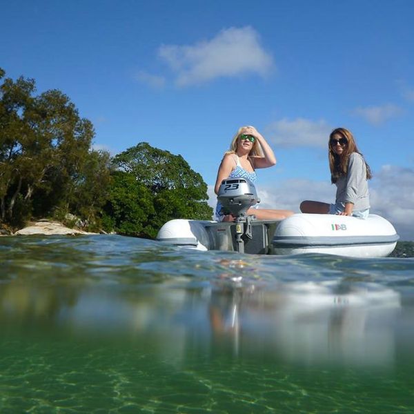 AbInflatables's tweet image. The Lammina UL series is our most lightweight open tender. Its small, but powerful design delivers performance in style. Built with the same quality standards as our larger, luxury models, the UL is our most sophisticated lightweight tender yet!
#abinflatables #boating #rhib