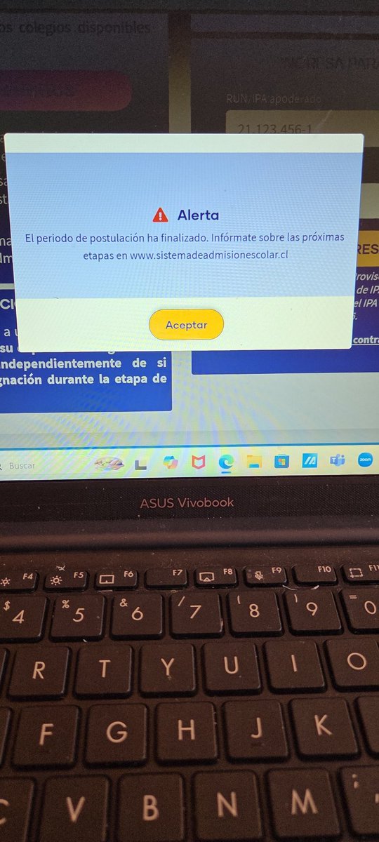 prb_ok's tweet photo. La indignidad hecha sistema de admisión escolar.
Desde las mismas 9:00 am caído el sistema #SAE.
Un desastre total! https://t.co/2Re9AXm0D5